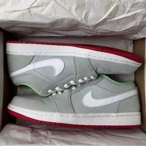 Air Jordan 1 Low Size 9 Men Shoes 553558 021 Athletic Sneakers Gray